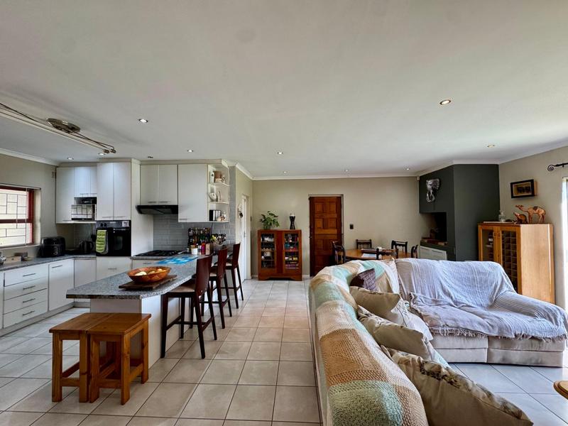 4 Bedroom Property for Sale in Rouxville Western Cape